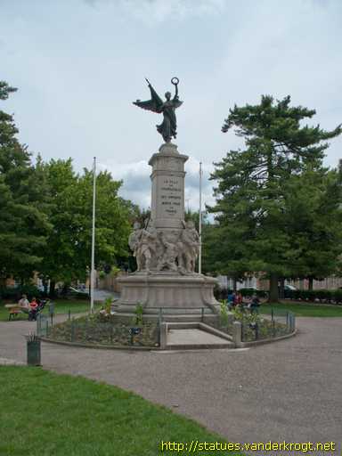 Charleville-Mézières /  Monument aux Morts de 1914-18