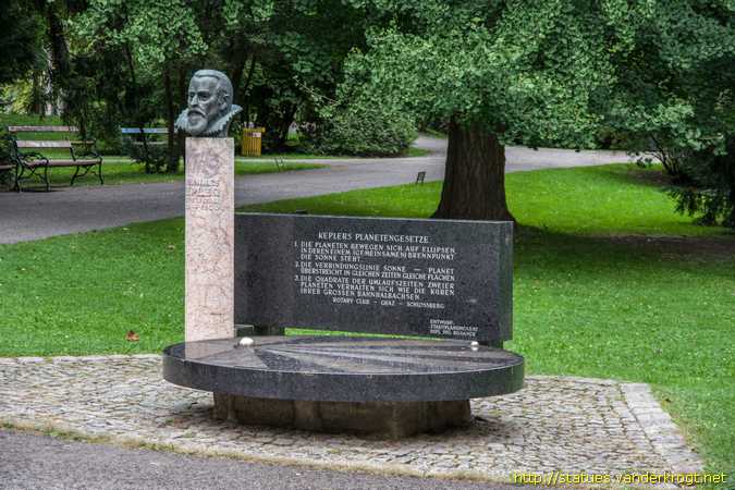 Graz /  Johannes-Kepler-Denkmal