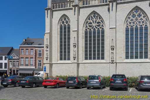 Lier /  Heiligenbeelden Sint-Gummaruskerk