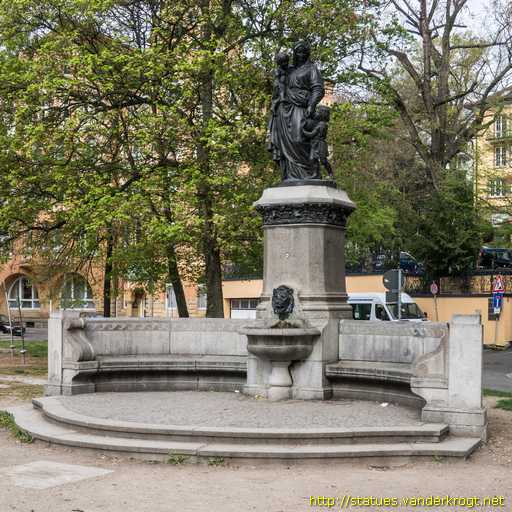 Stuttgart /  Paulinenbrunnen