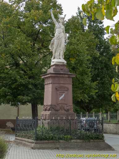 Neckarbischofsheim /  Kriegerdenkmal 1870-71 - Germania