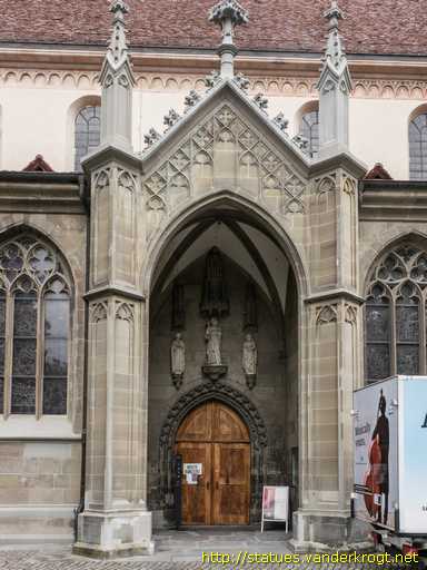 Konstanz /  Heiligenstatuen am Münster