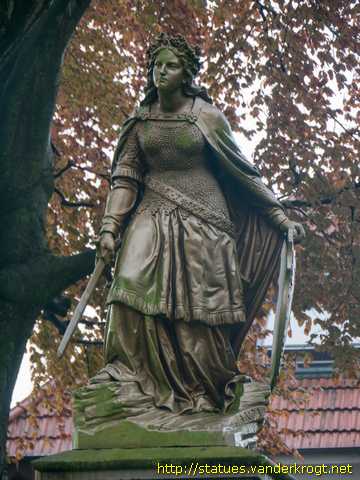 Wittmund /  Kriegerdenkmal 1870-71 mit der Germania