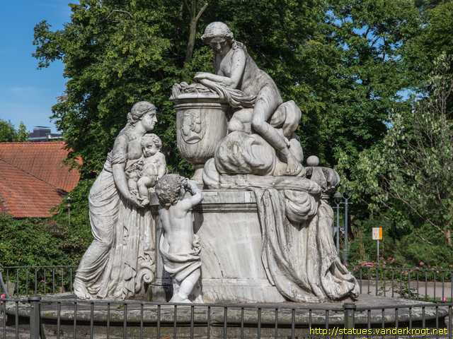 Celle /  Caroline-Mathilde-Denkmal