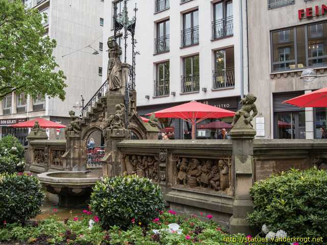 Köln /  Heinzelmännchenbrunnen