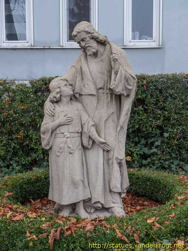 Bitburg /  Christus mit Kind