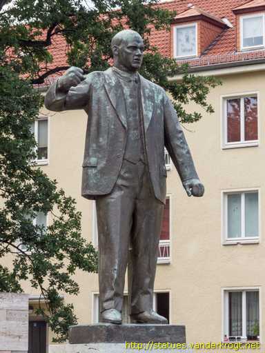 Weimar /  Ernst Thälmann