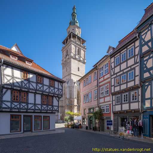 Bad Langensalza /  Heiligenstatuen an der Marktkirche Sankt Bonifacii