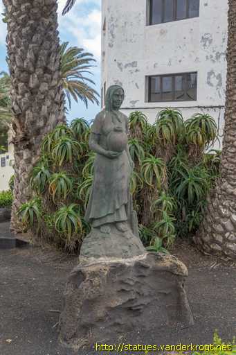 San Bartolomé /  Mujer Canaria