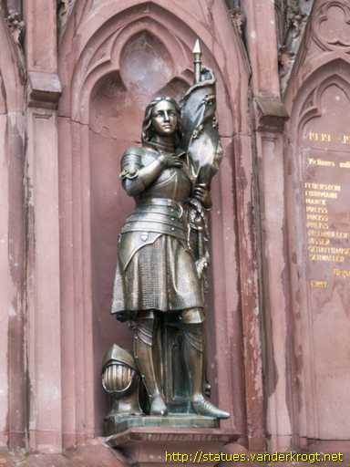 Sengern /  Jeanne d'Arc - Monument aux morts