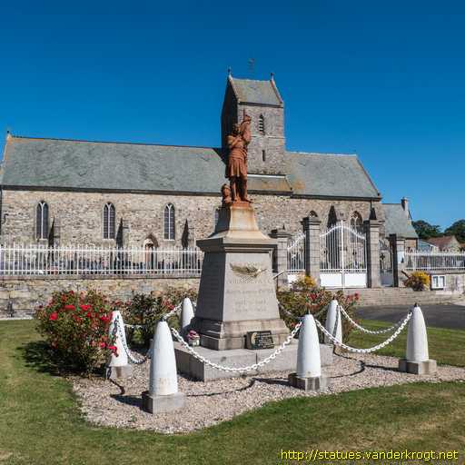 Virandeville /  Jeanne d'Arc au sacre - Monument aux morts