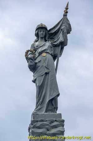 Fumay /  Monument aux morts de 1914-18
