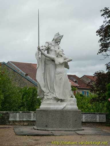 Domrémy-la-Pucelle /  Jeanne d'Arc relevant l'épée de la France