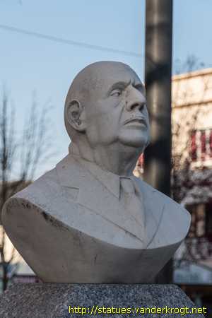 Hautmont /  Charles de Gaulle