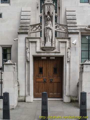 London /  West Porch of Middlesex Guildhall