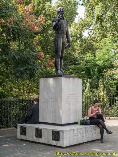 London /  Simón Bolívar