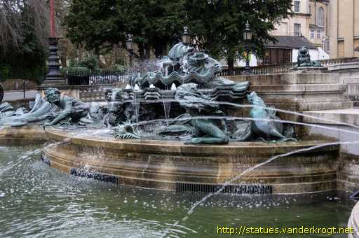 Bristol /  Dolphin Fountain