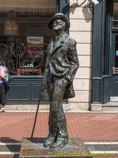 Dublin - Baile Átha Cliath /  James Joyce