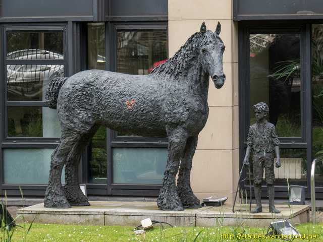 Dublin - Baile Átha Cliath /  Barge Horse