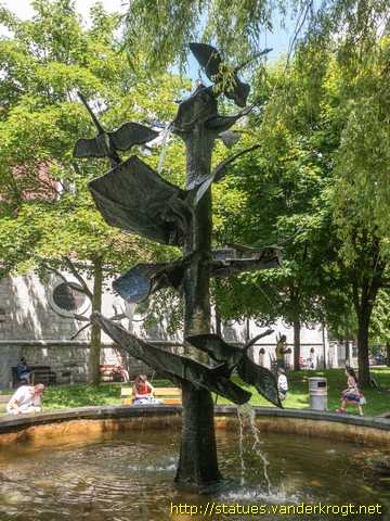 Cork - Corcaigh /  Swan Fountain