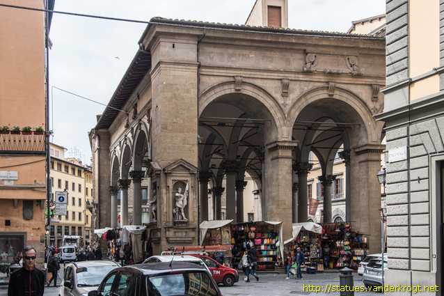Firenze /  Statue del Mercato Nuovo