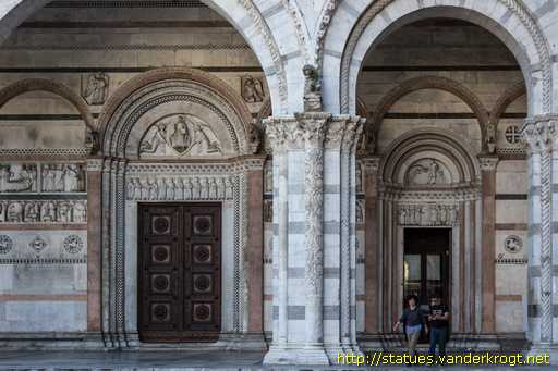 Lucca /  Rilievi alla Cattedrale di San Martino