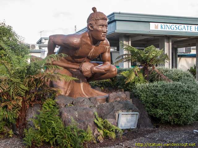 Rotorua /  Te Wero - Challenging Maori Warrior