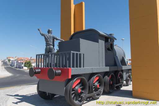 Cuba /  Monumento ao Trabalhador de Caminhos de Ferro