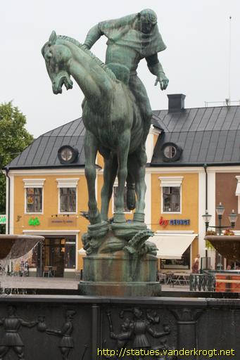 Linköping /  Folkungabrunnen med Folke Filbyter