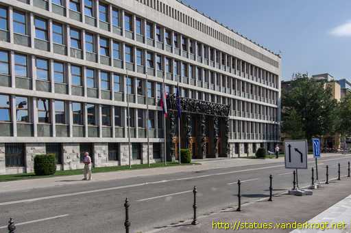 Ljubljana /  Vhodni portal državnega zbora stavbe