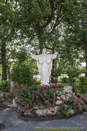 Borgo Maggiore /  Statua del Sacro Cuore di Gesù