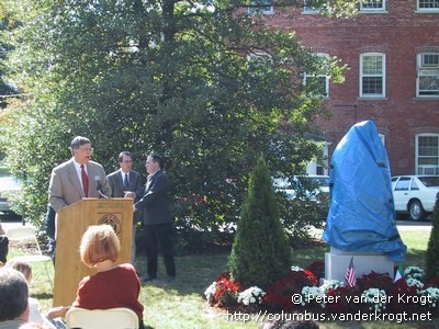 8 October 2000, unveiling of the Columbus Monument in Nutley