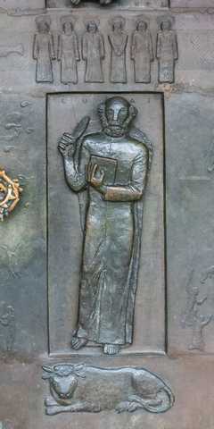 Schaffhausen - Bronzetür mit den vier Evangelisten