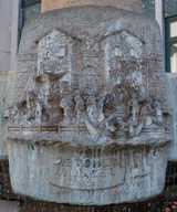 Bingen am Rhein - Markbrunnen mit Motiven aus der Binger Geschichte