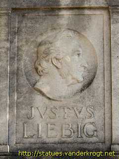 Darmstadt - Justus-Liebig-Denkmal