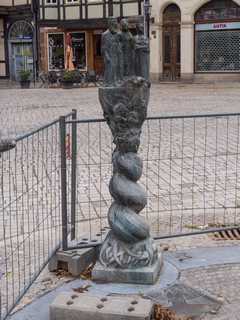 Quedlinburg - Brunnen am Kornmarkt