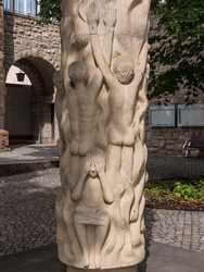Nordhausen - Stele zum Gedenken der Opfer der Bombardierung