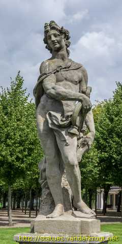 Schwerin - Permoser-Statuen