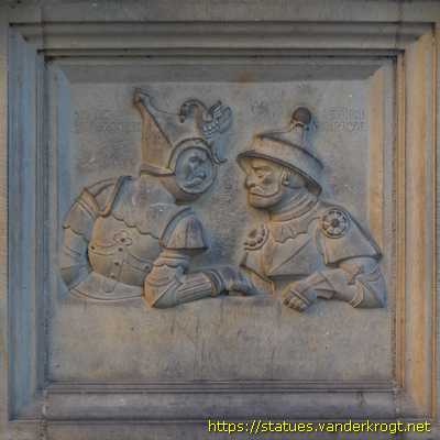 Hildesheim - Marktbrunnen mit "Roland"-Figur
