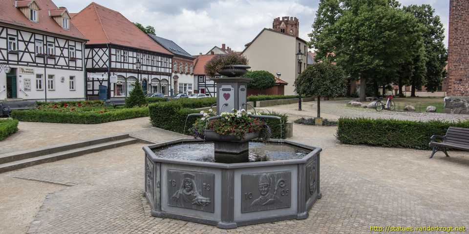 Tangermünde - Stadtbrunnen