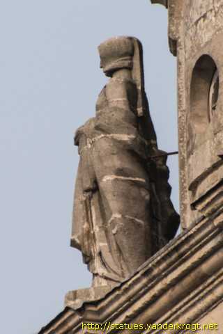 Cambrai - Statues sur le beffroi