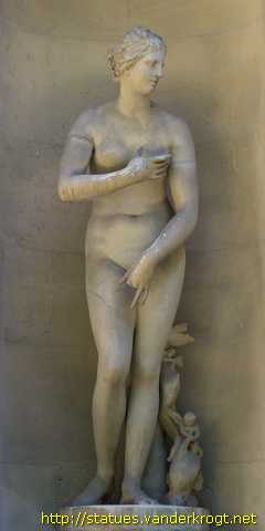 Lyon - Copies des statues antiques