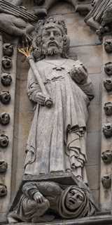 Oxford - Statues on the Tower of the University Church