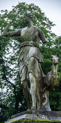 Halifax - Classical statues