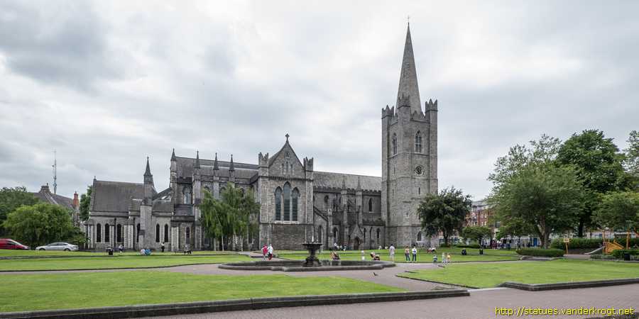 Dublin - Baile Átha Cliath / St. Patrick's Cathedral