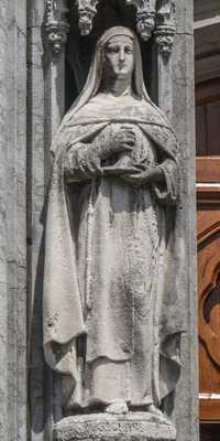 Cork - Corcaigh / Saints' statues at Holy Trinity Church