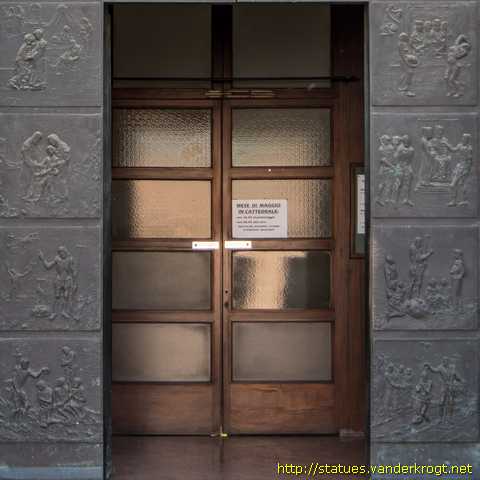 Porta in bronzo di San Giovanni Battista